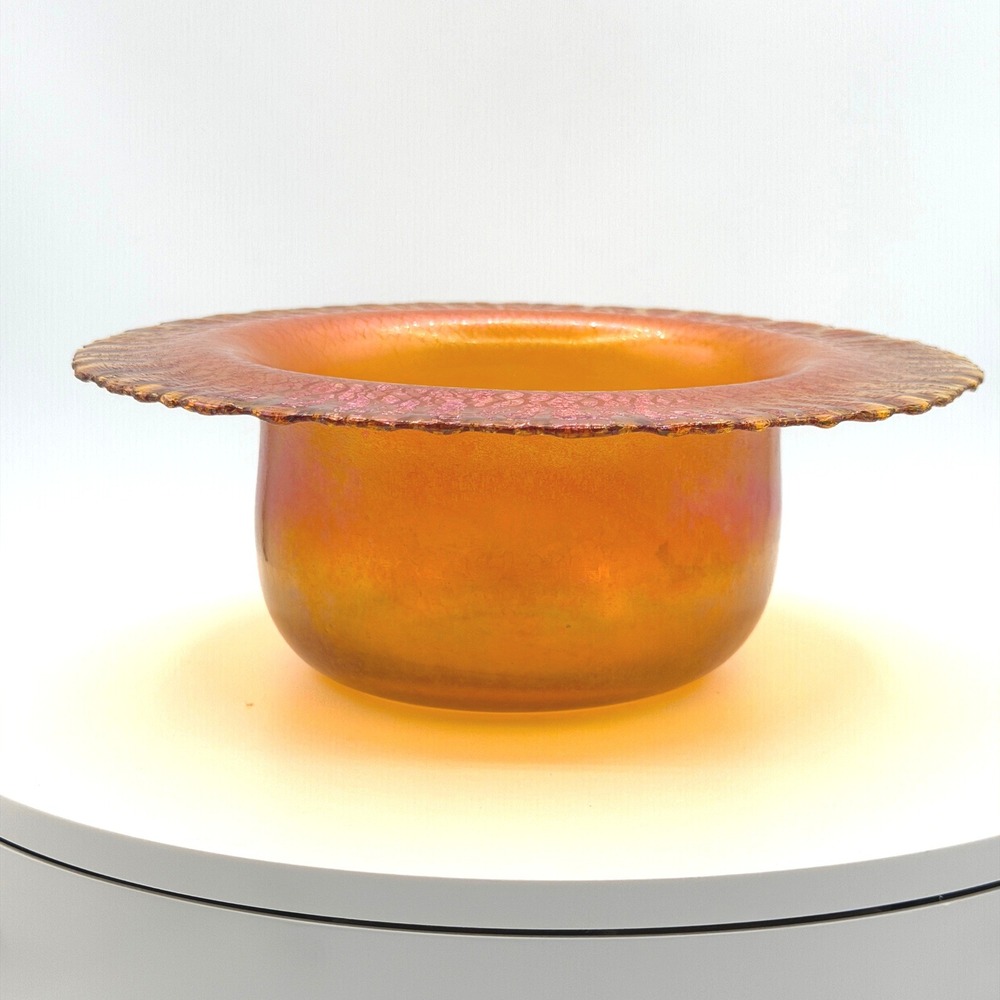 Karl Schantz 1977 Iridescent Art Glass Top Hat Bowl 9" Amber Gold Studio Canada